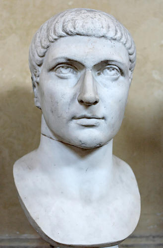 Bust of Constantine in the Vatican Museum.