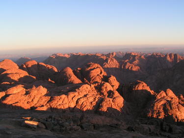 image of the mountains of Sinai