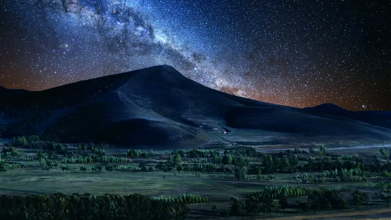 By inspiration from God, Daniel explained the details of the dream to Nebuchadnezzar without having heard what the dream was about. Night sky with stars