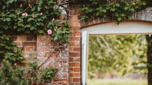 Photo of a doorway.