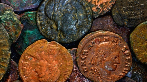 a bunch of old roman coins