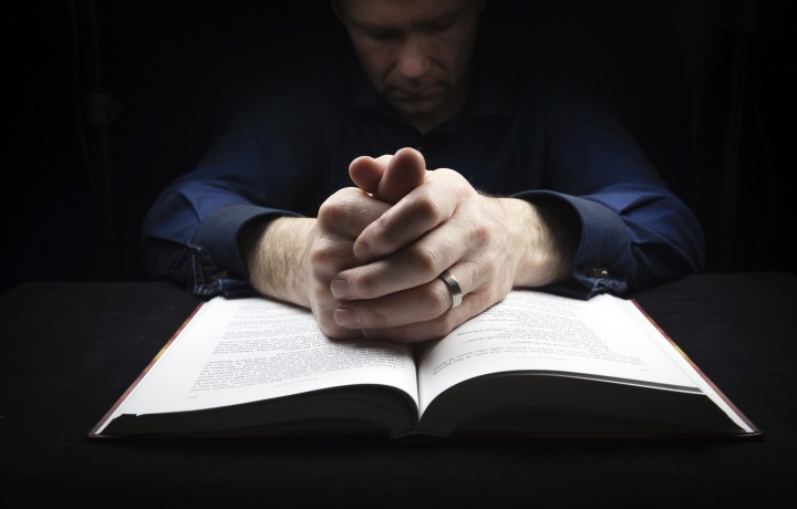 Resultado de imagem para man home praying bible