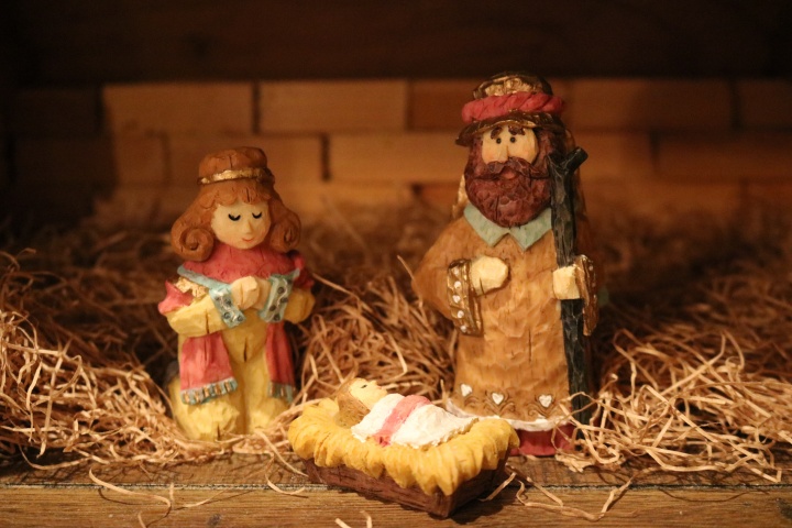 Baby in the manger carving.