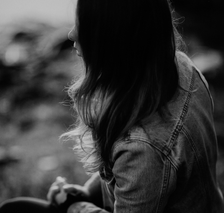 A woman praying.