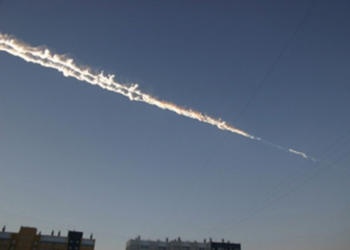 Meteor explodes over Russia