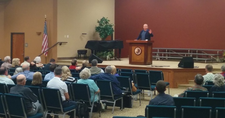 Victor Kubik addresses a previous Leadership Workshop