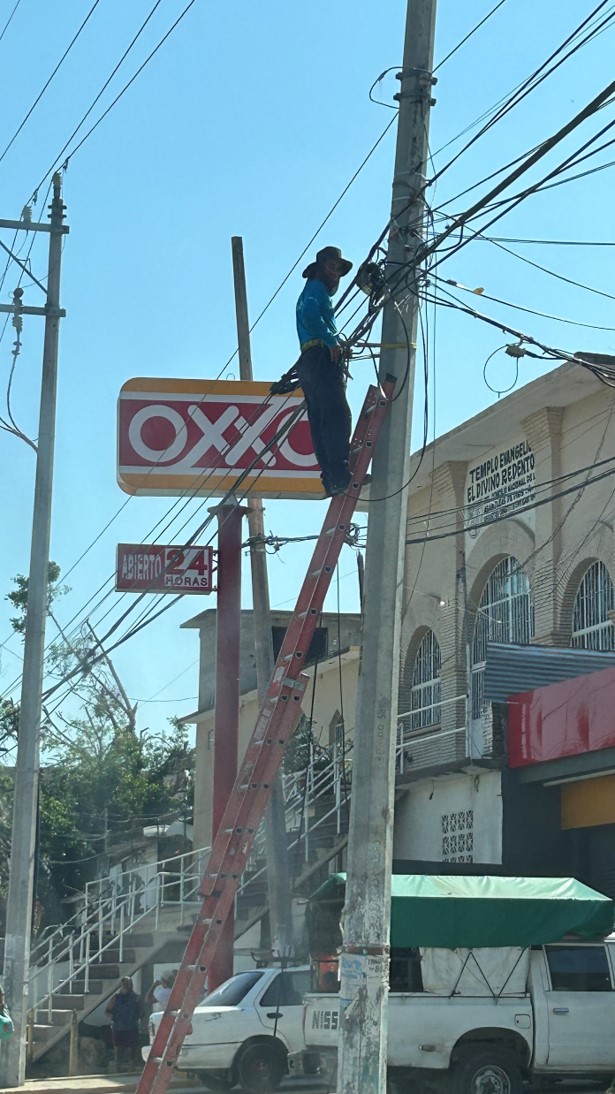 Electricians at work in the City