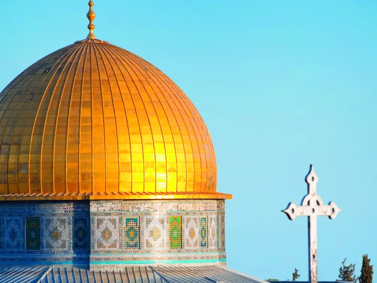 The latter part of Daniel’s prophecy of the North-South conflict describes a clash of civilizations between the leader of a soon-coming European superpower. Dome of the Rock