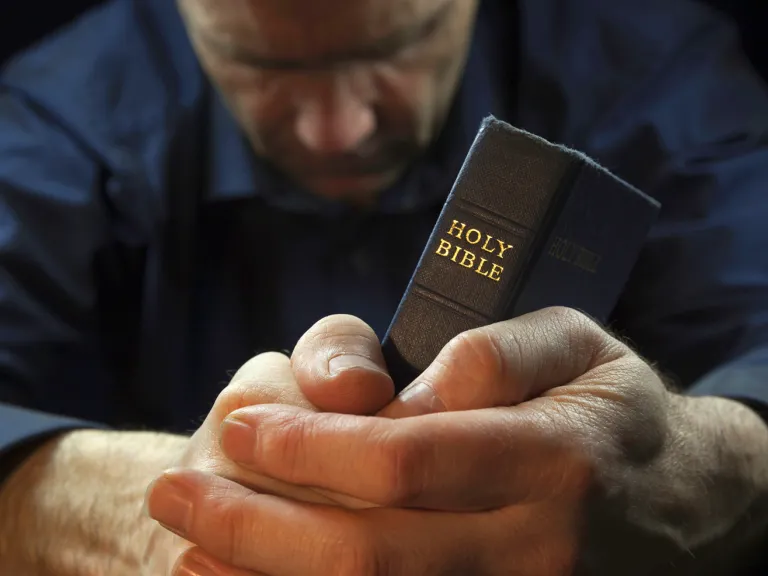 Daily prayer is a principle key in our relationship with God. Mini Bible Study: How to Build a Close Relationship With God
