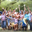 A family photo of many family members.