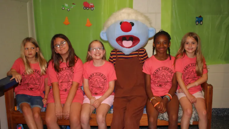 Jelly sitting with a group of 5 girls