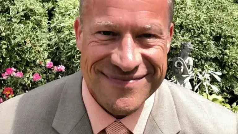 Image of Dan Apartian