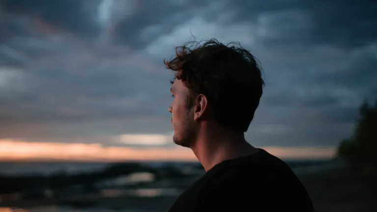 A man looking out over the horizon.