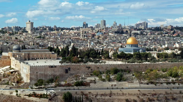 Scattered throughout the nations, the Jewish people yearned to return to their homeland. Dome of the Rock