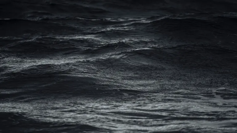 Jesus Christ warns us not to fall into the trap of the thinking of the people of Noah’s day, who put God out of their minds until it was too late. At the time of the end God will be far from most people’s thinking. Big body of water