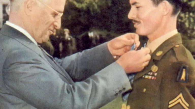 United States President Harry Truman awarding the Medal of Honor on conscientious objector Desmond Doss on October 12, 1945. President Harry Truman awarding the Medal of Honor on conscientious objector Desmond Doss.