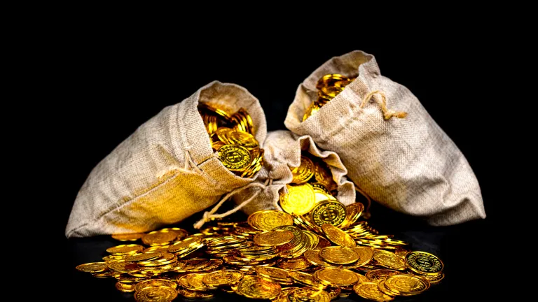 What do the talents represent? The master here has entrusted his goods, his estate, to the care of servants. The talents are a large sum of money, each equivalent to around $1.5 million by today’s values, a large share of the entire estate. A bag of gold coins.