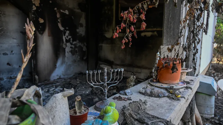 A burnt house.