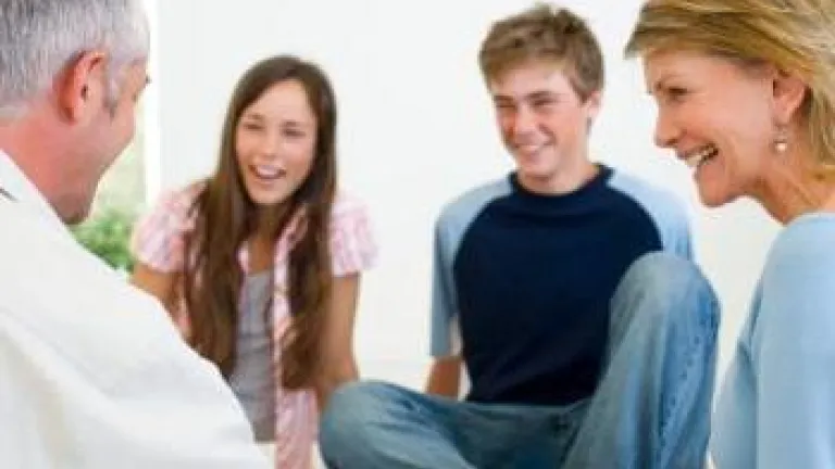 Teens talking to parents - Just for Youth... What I Expect From My Parents