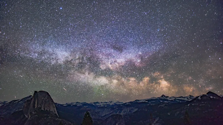 Photo of stars and mountains.