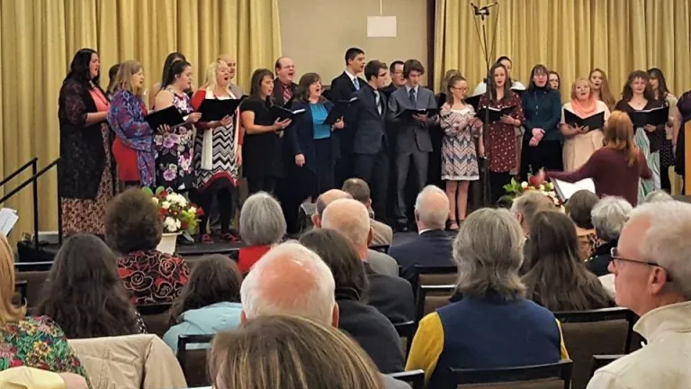 Choir performs at Northwest Family Weekend.