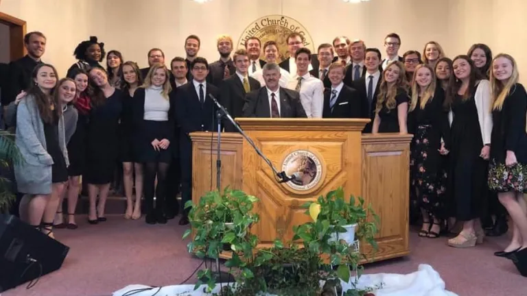 Ken Shoemaker poses with the Class of 2019 ABC Chorale during their visit to the congregation in Portsmouth, Ohio.