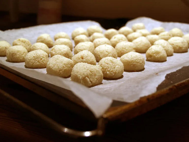 Almond Cookies