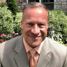 Image of Dan Apartian