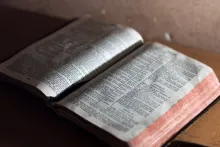 Do we miss the message when reading the Bible? Focus on the fact that the Bible makes its own point.