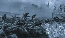 Soviet soldiers fighting in the rubble of Stalingrad, February 1943.